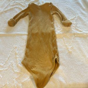 Spearmint Love waffle print 100% organic cotton gown in mustard